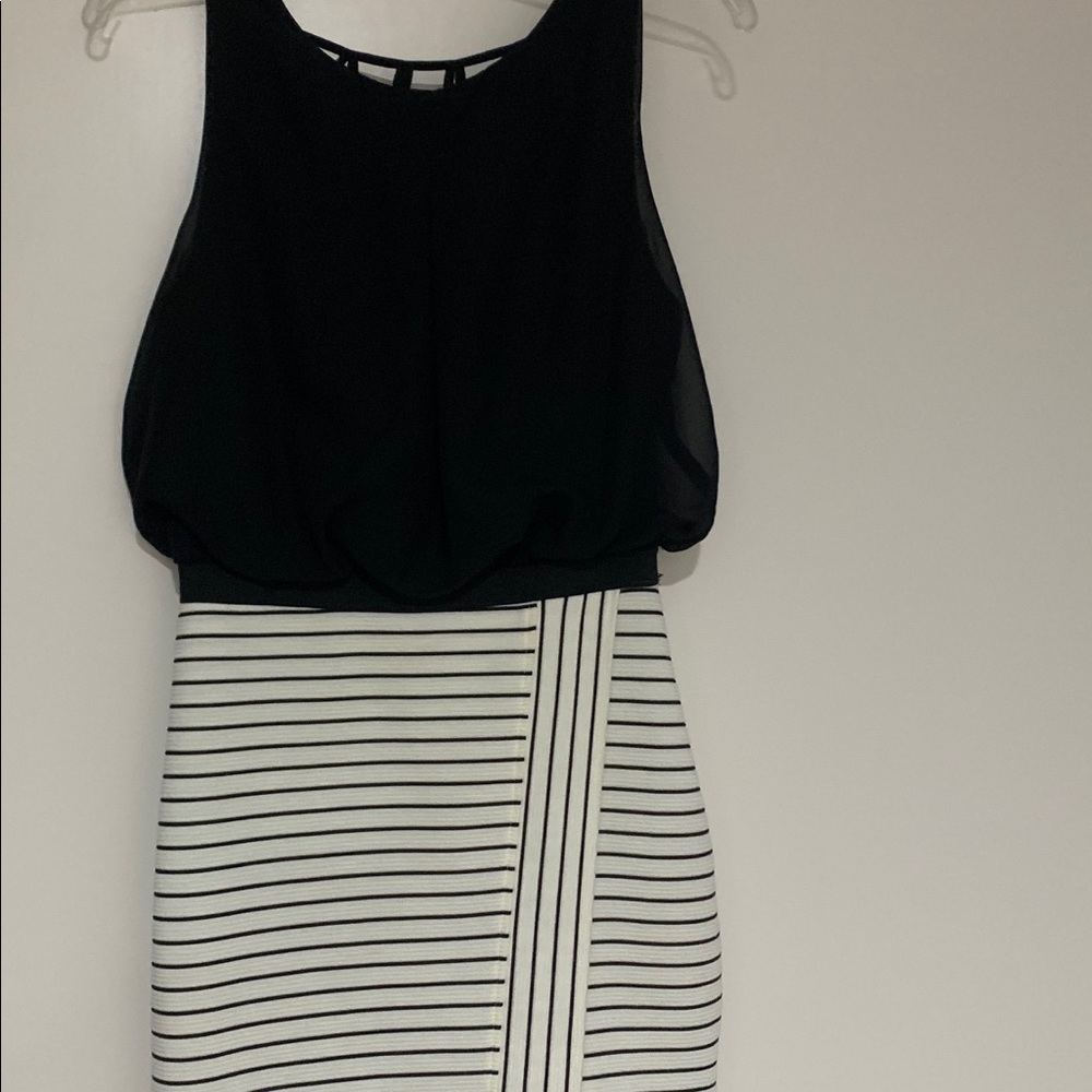 Blouson sleeveless dress striped size M